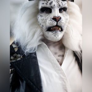 Meet your Posher, Shiori